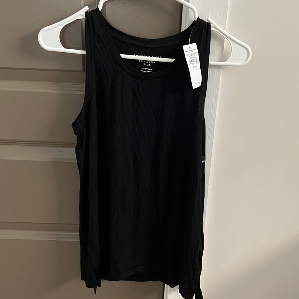American Eagle black tank